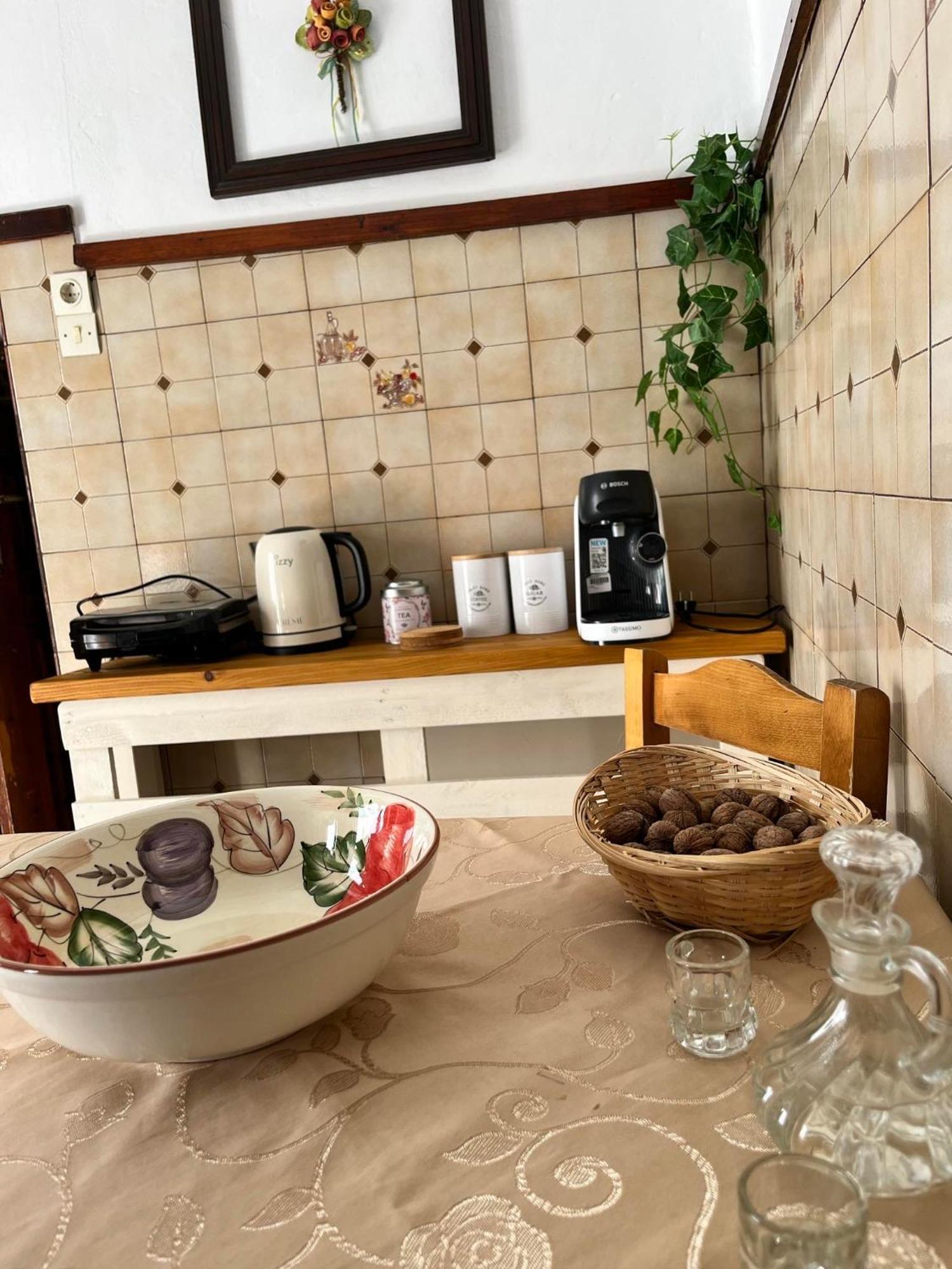 Partarolos Traditional House Aperathos Экстерьер фото
