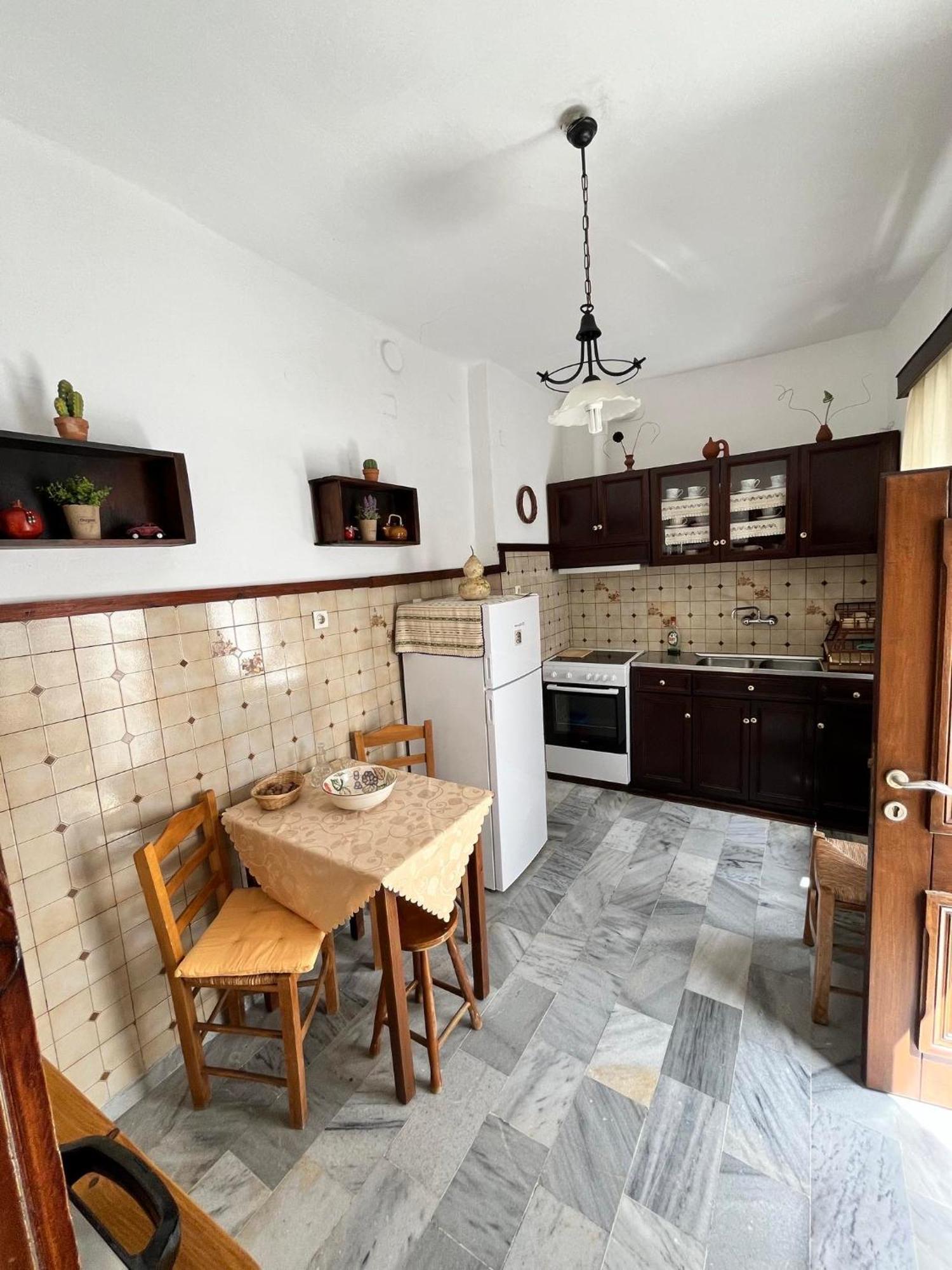 Partarolos Traditional House Aperathos Экстерьер фото